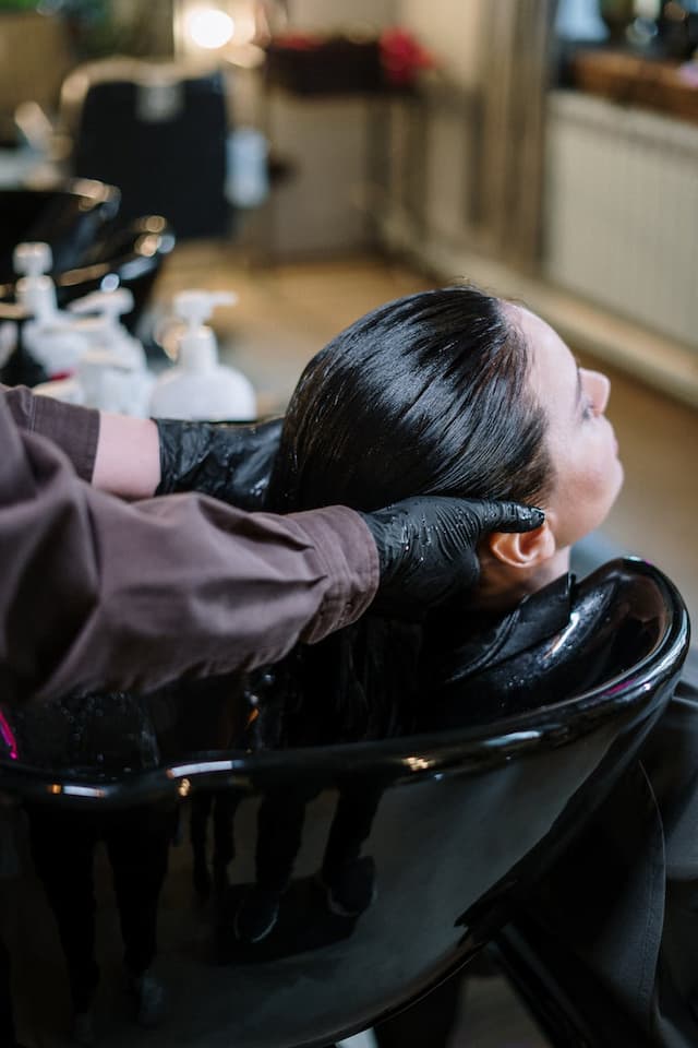 We’re here for your hair. Toss your hair troubles away at 1Gravity