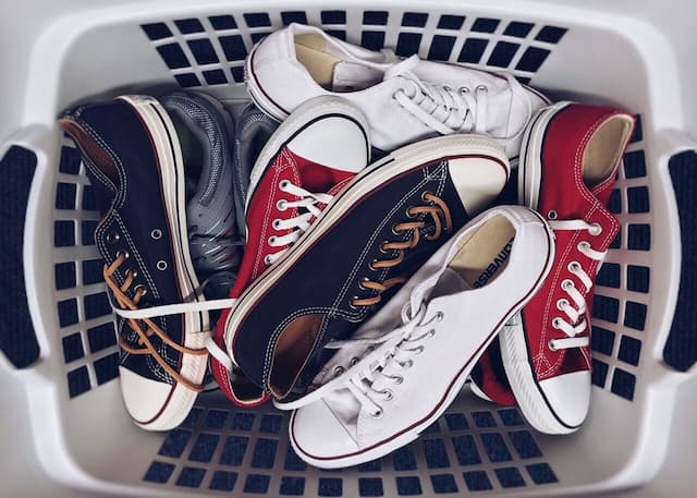 5 Reasons Why Powerlifters Prefer Wearing Converse Shoes
