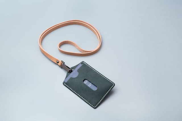 What Makes A Lanyard Card Holder So Special? How It’s Better Than A Wallet