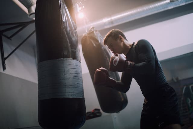 The Ultimate Kickboxing Guide: Everything You Need to Know