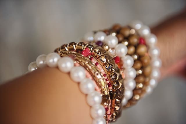 Classy, Elegant, and Trendy Gold Bracelets are the Perfect Choice for You