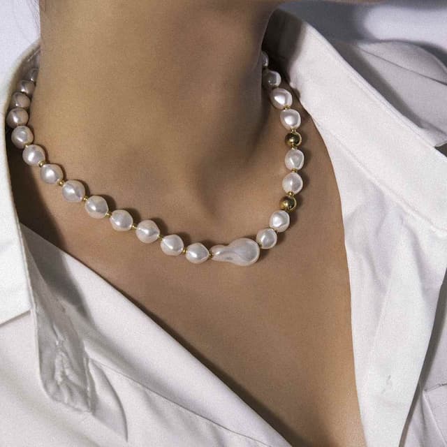 Pearl Necklace Becoming the Fashion Trend- Visit Boheme for Trendy Accessories