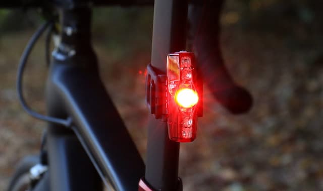 How To Choose Bicycle Lights That Are Important for Night Riding?