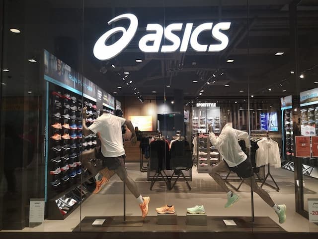 ASICS Singapore | Time to optimize your sportswear collection!