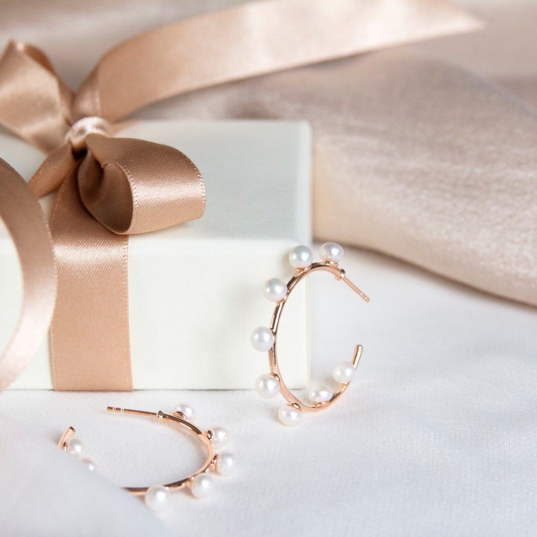 Embrace Jewellery Pearlfect Hoops